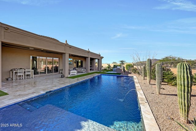 8512 E EAGLE CLAW Drive, Scottsdale, AZ 85266