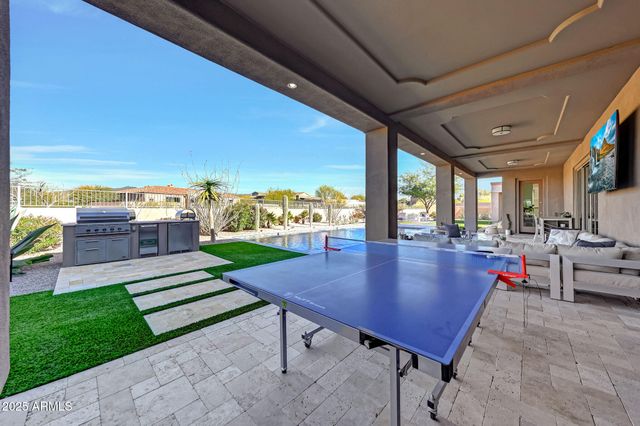 8512 E EAGLE CLAW Drive, Scottsdale, AZ 85266