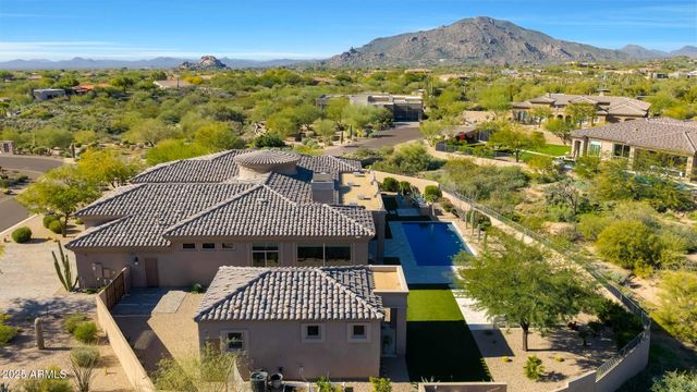 8512 E EAGLE CLAW Drive, Scottsdale, AZ 85266