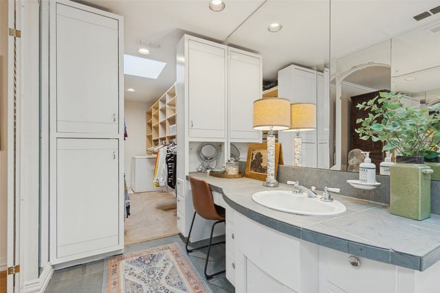 5411 W University Boulevard, Dallas, TX 75209