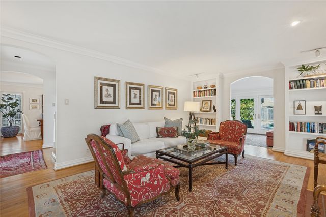 5411 W University Boulevard, Dallas, TX 75209
