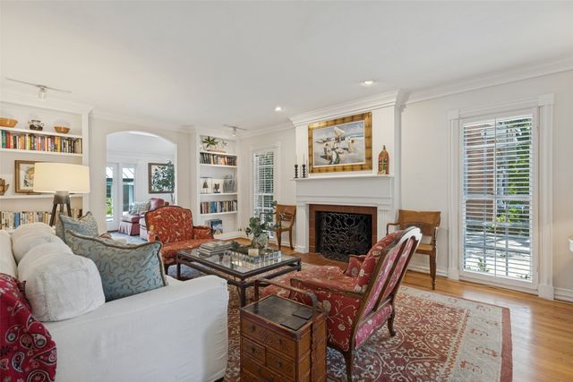 5411 W University Boulevard, Dallas, TX 75209