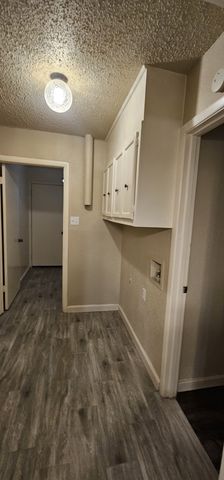 1824 Holly Oak Street, Arlington, TX 76012