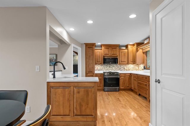 45 FOX POINT DRIVE, Appleton, WI 54911