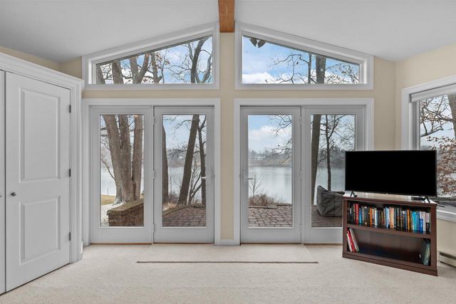 45 FOX POINT DRIVE, Appleton, WI 54911