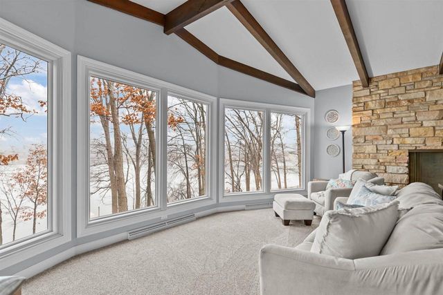 45 FOX POINT DRIVE, Appleton, WI 54911