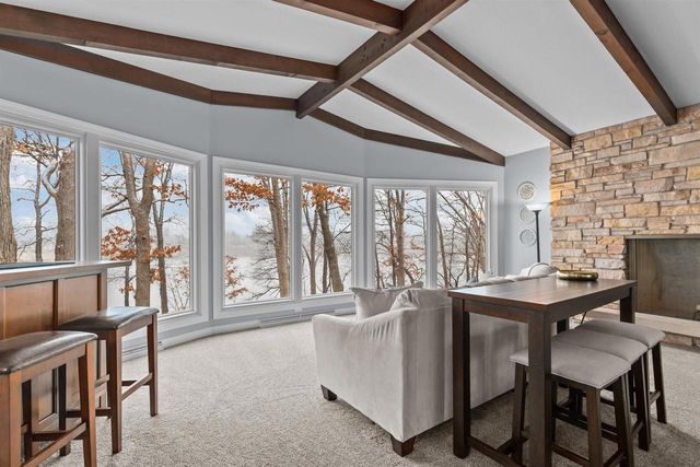 45 FOX POINT DRIVE, Appleton, WI 54911