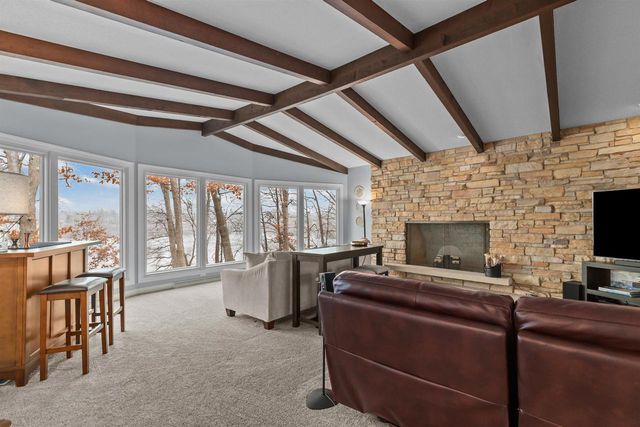 45 FOX POINT DRIVE, Appleton, WI 54911