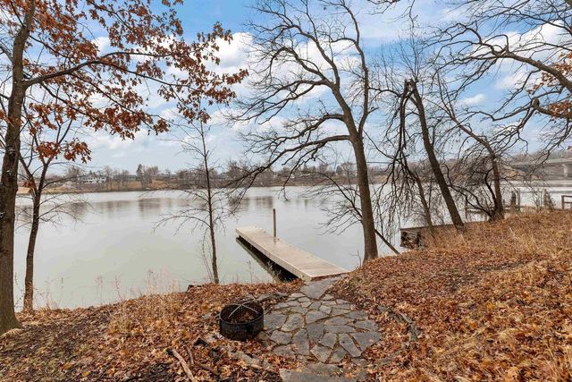 45 FOX POINT DRIVE, Appleton, WI 54911