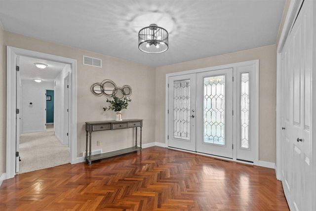 45 FOX POINT DRIVE, Appleton, WI 54911