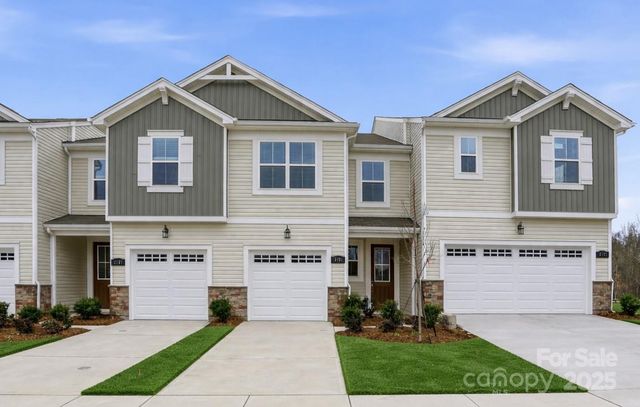 2131 Vinyasa Lane, Charlotte, NC 28215