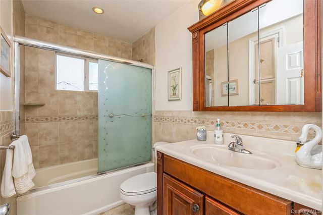 66 Craven Street, Huntington Station, NY 11746