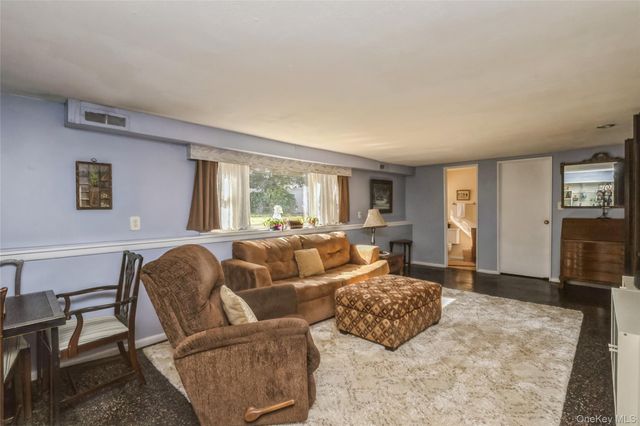 66 Craven Street, Huntington Station, NY 11746