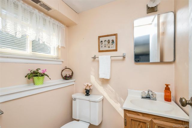 66 Craven Street, Huntington Station, NY 11746