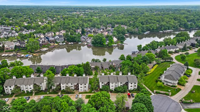 8176 Shorewalk Drive, Indianapolis, IN 46236