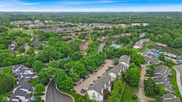 8176 Shorewalk Drive, Indianapolis, IN 46236