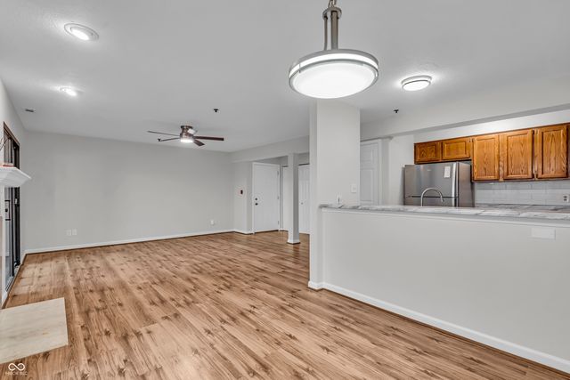 8176 Shorewalk Drive, Indianapolis, IN 46236