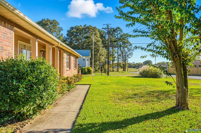 501 Christopher Drive, Athens, AL 35611