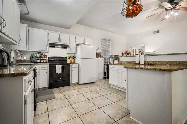 15 Alexander Street, Mobile, AL 36607