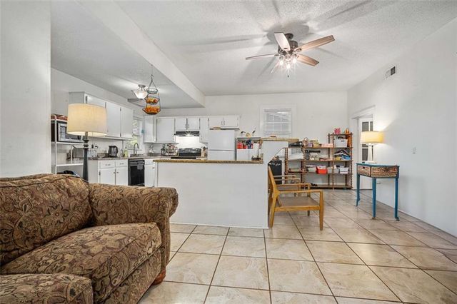 15 Alexander Street, Mobile, AL 36607