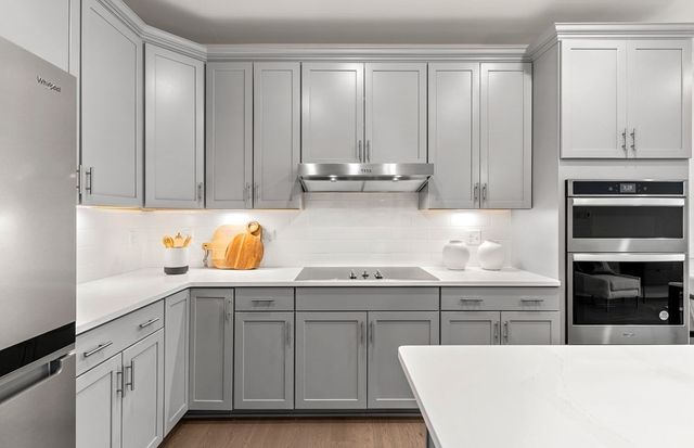 320 Martins Landing 211, North Reading, MA 01864