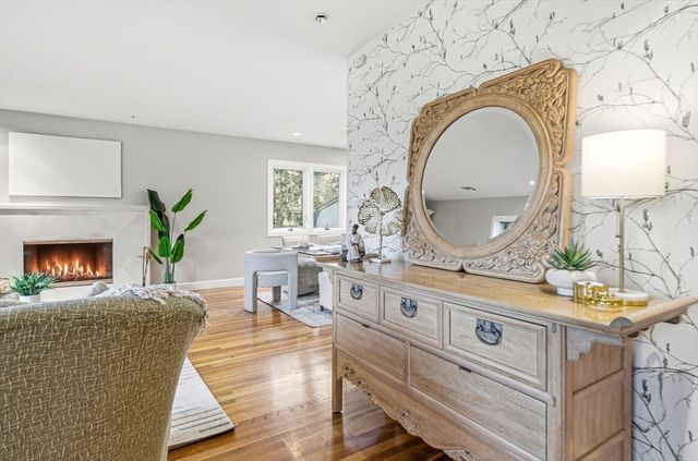 54 Oakvale Rd, Newton, MA 02468