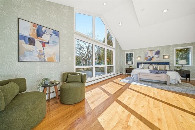 54 Oakvale Rd, Newton, MA 02468