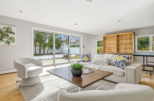 54 Oakvale Rd, Newton, MA 02468