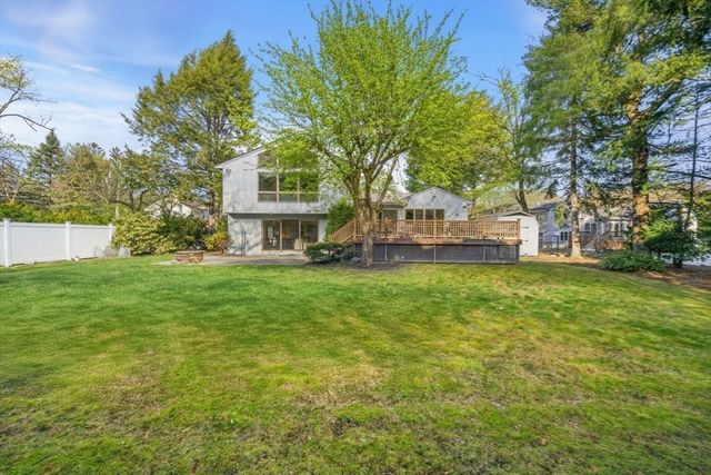 54 Oakvale Rd, Newton, MA 02468