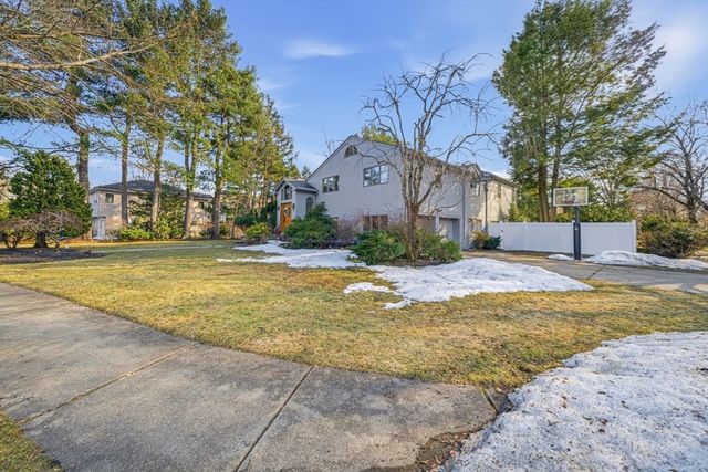 54 Oakvale Rd, Newton, MA 02468