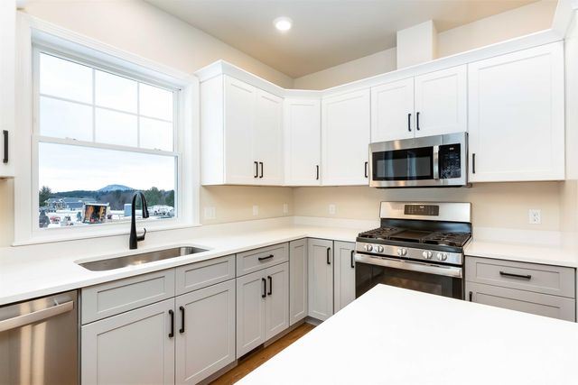 5 Dogwood Circle 5 Welchii, Milton, VT 05468