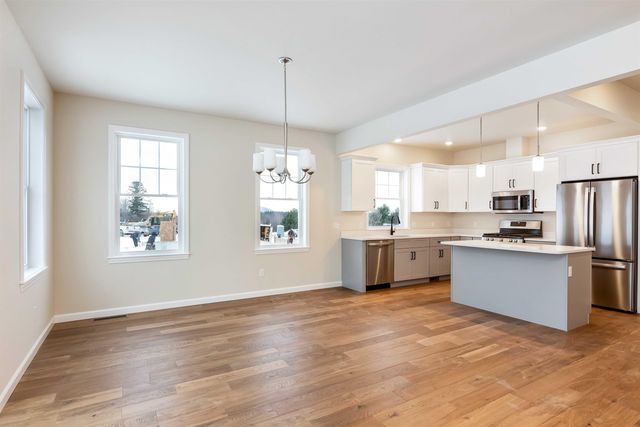 5 Dogwood Circle 5 Welchii, Milton, VT 05468
