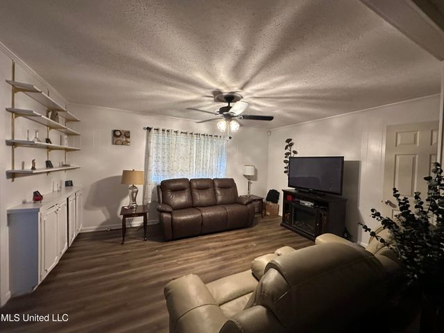 5347 Cedar Park Drive, Jackson, MS 39206