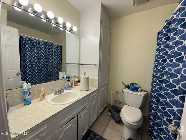 5347 Cedar Park Drive, Jackson, MS 39206