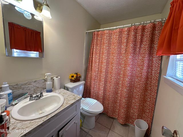5347 Cedar Park Drive, Jackson, MS 39206