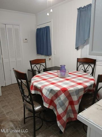 5347 Cedar Park Drive, Jackson, MS 39206