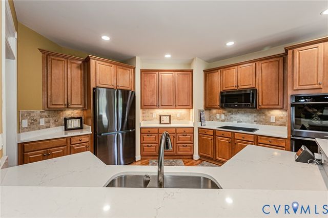 7615 Patriots Landing Pl, Quinton, VA 23141