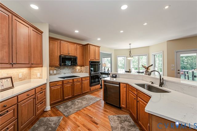 7615 Patriots Landing Pl, Quinton, VA 23141