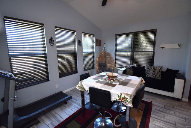 603 S Bobcat Bend, Bloomington, IN 47403
