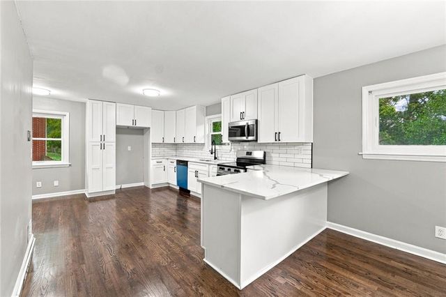 2988 Valley Ridge Drive, Decatur, GA 30032