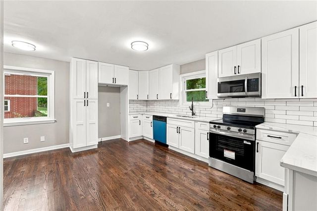 2988 Valley Ridge Drive, Decatur, GA 30032