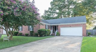 1032 Oak Bark LN, Chesapeake, VA 23323