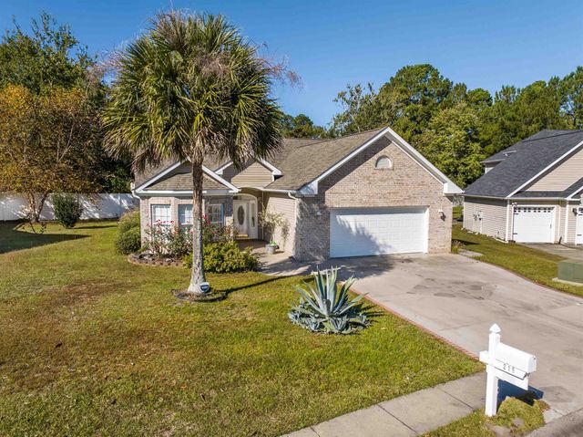 215 Jessica Lakes Dr., Conway, SC 29526