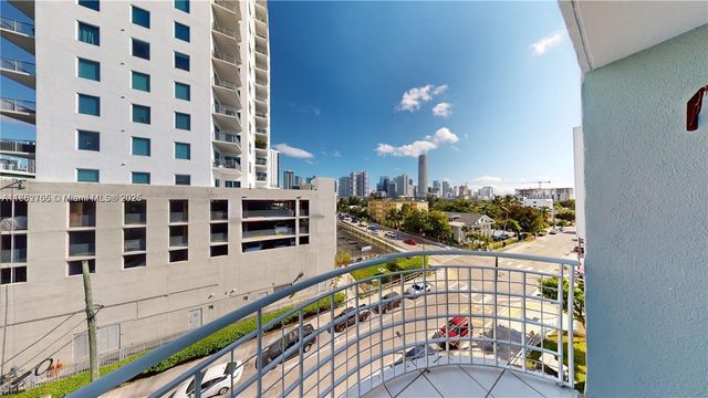 501 SW 1st St 607, Miami, FL 33130