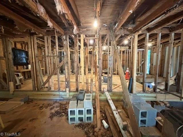 3308 Creekridge Country Road, Randleman, NC 27317