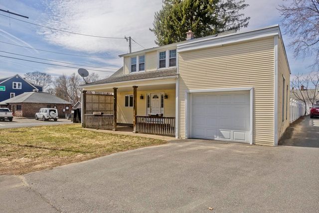 328 Newton St, South Hadley, MA 01075