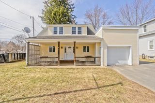 328 Newton St, South Hadley, MA 01075