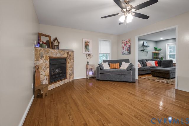 12716 Middlebrook Rd, Chester, VA 23831