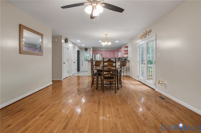 12716 Middlebrook Rd, Chester, VA 23831