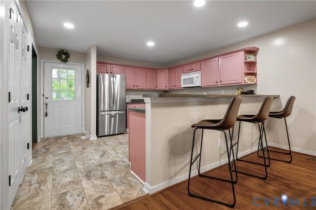 12716 Middlebrook Rd, Chester, VA 23831